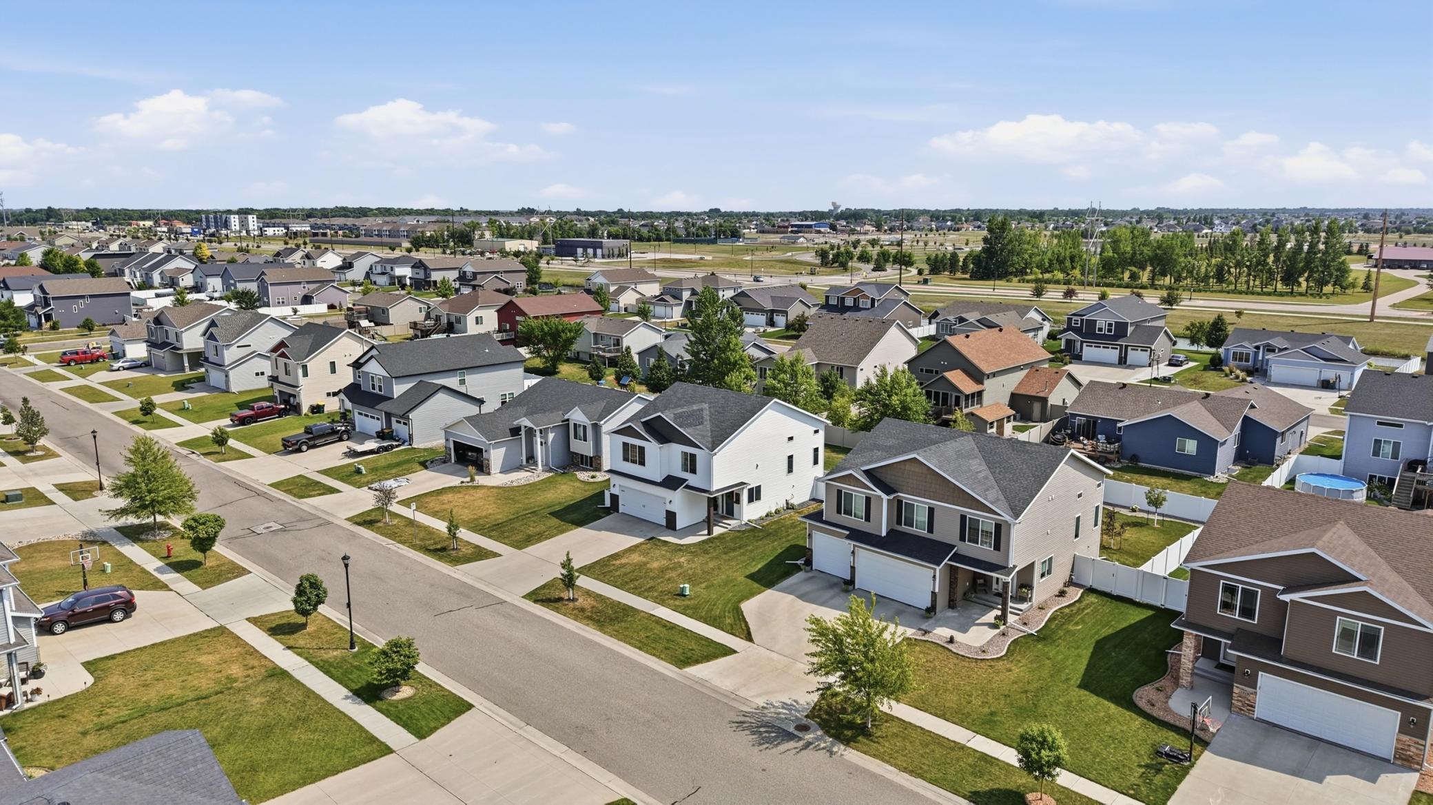 1307 30th Avenue W, West Fargo ND 58078 - Photo 31 of 37