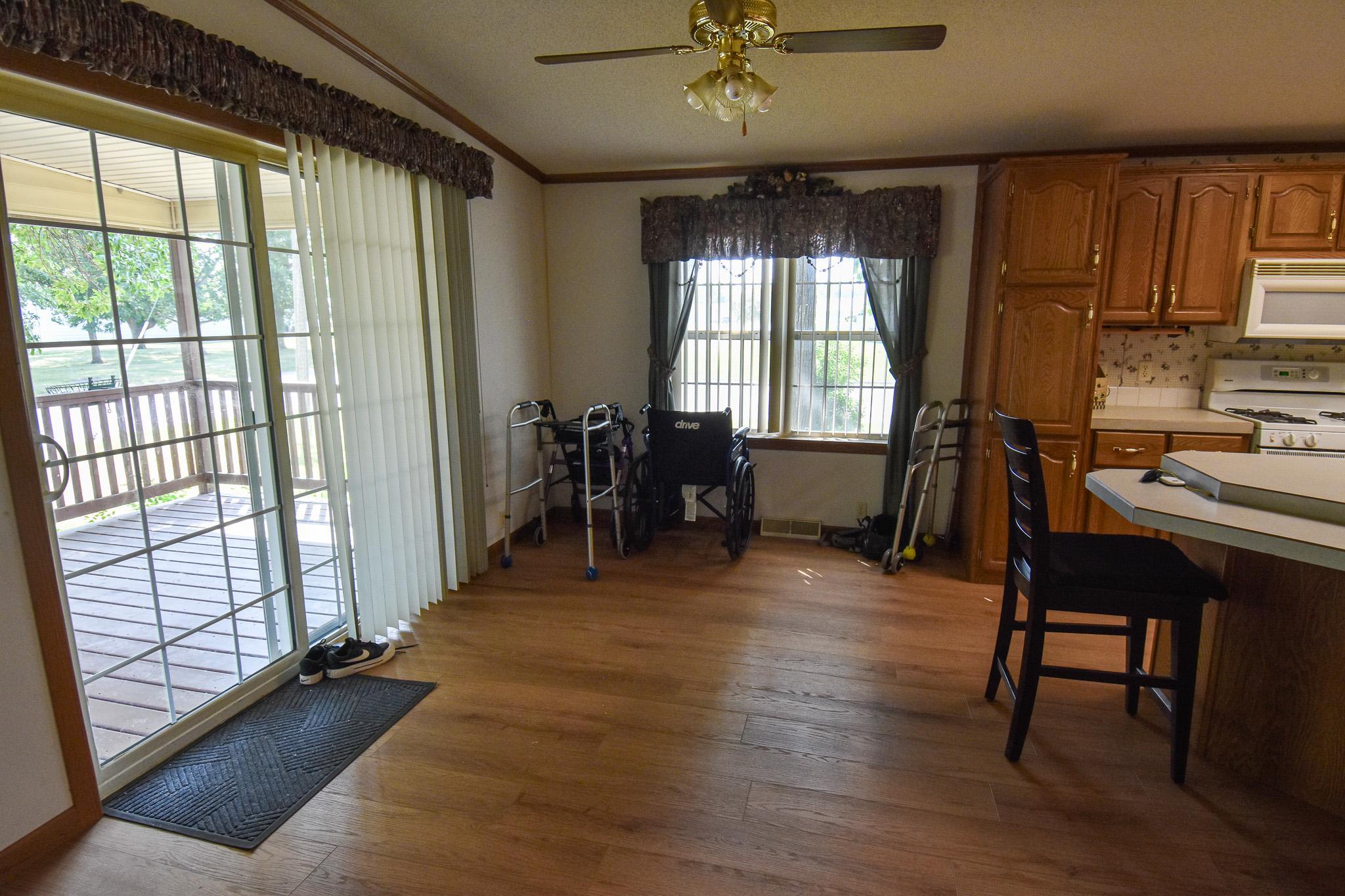 2000 single family home for sale at 230 4th Street in Stephen, MN — 3 bed, 2 bath (photo 14 of 45)
