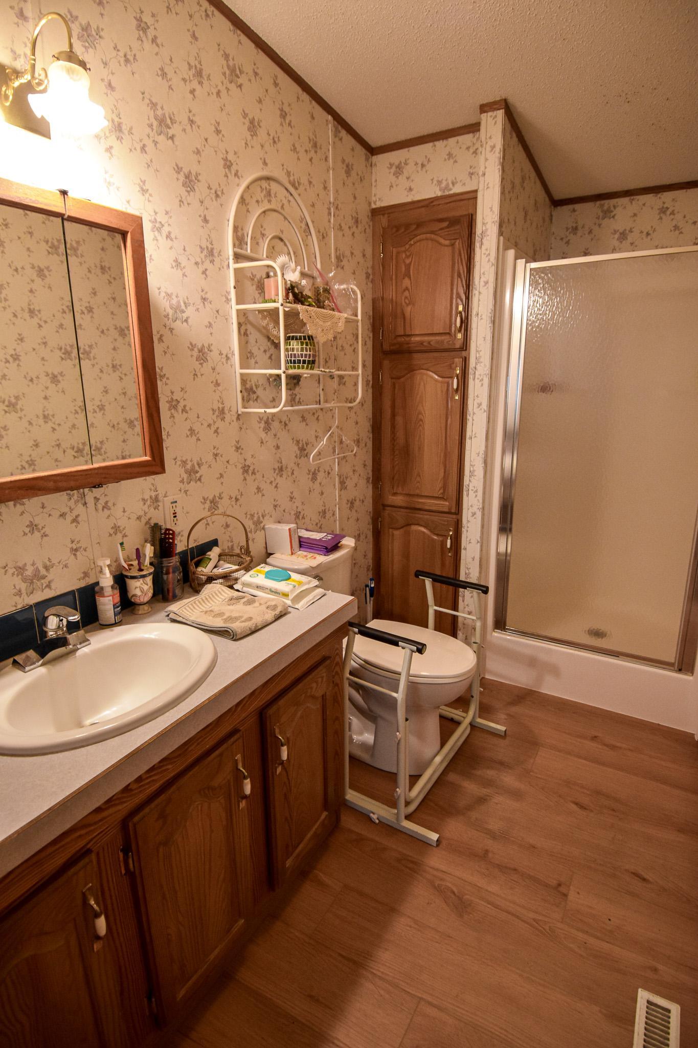 2000 single family home for sale at 230 4th Street in Stephen, MN — 3 bed, 2 bath (photo 23 of 45)