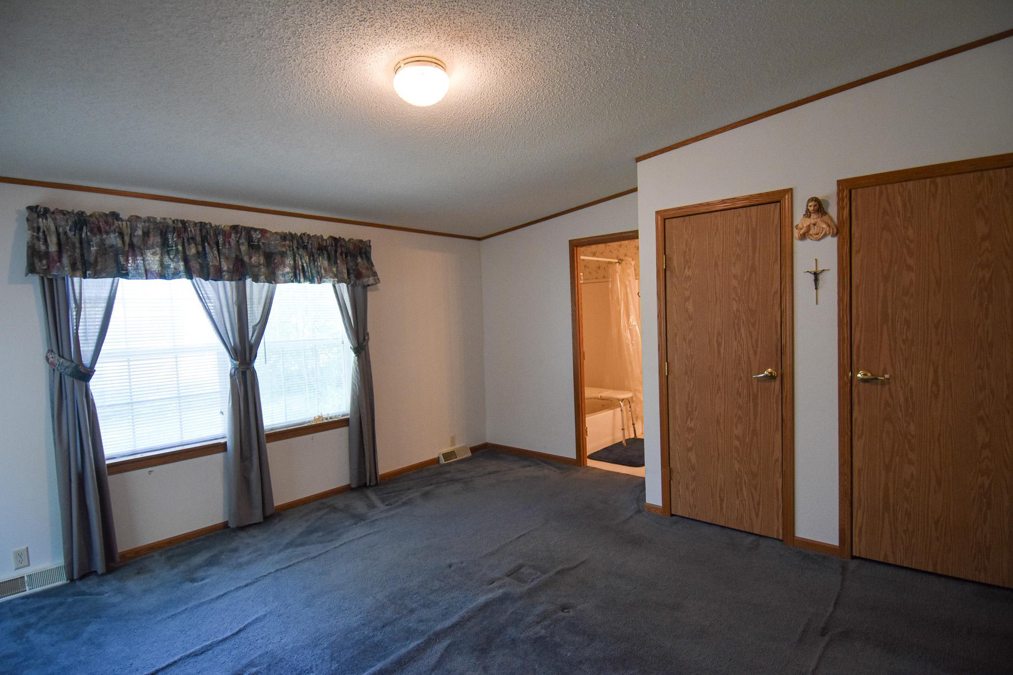 2000 single family home for sale at 230 4th Street in Stephen, MN — 3 bed, 2 bath (photo 26 of 45)