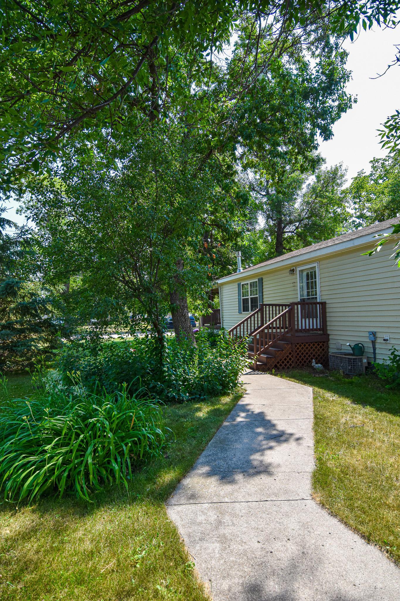 2000 single family home for sale at 230 4th Street in Stephen, MN — 3 bed, 2 bath (photo 42 of 45)