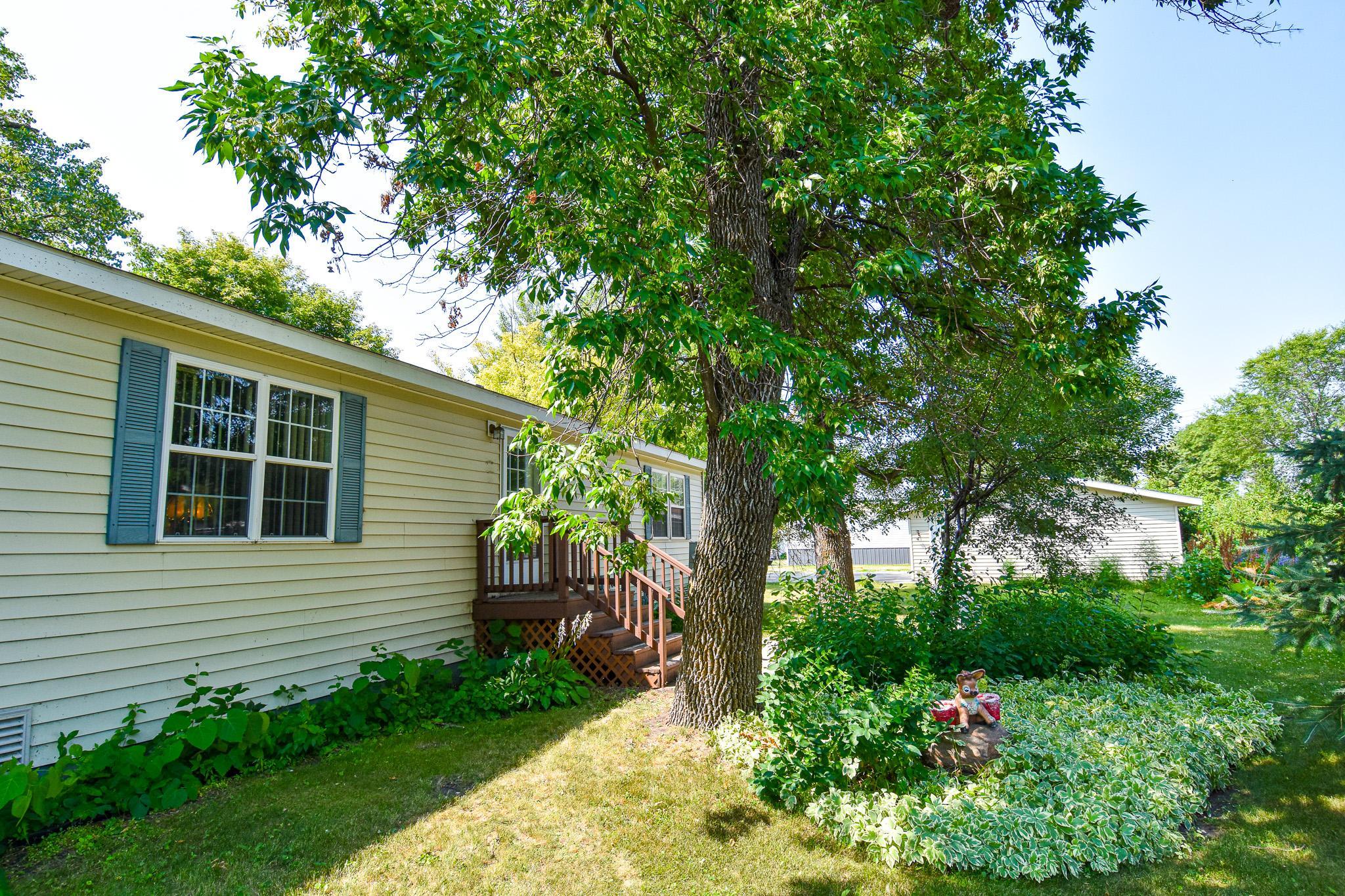 2000 single family home for sale at 230 4th Street in Stephen, MN — 3 bed, 2 bath (photo 45 of 45)