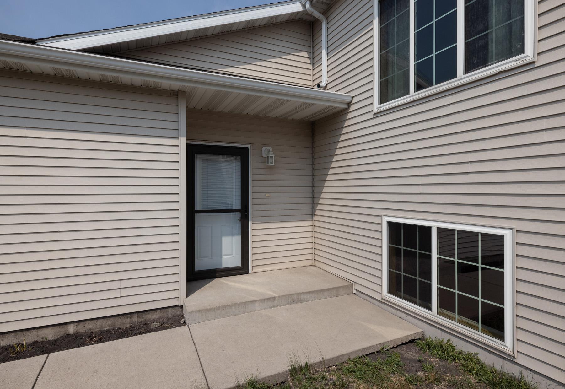 2524 31st Avenue S, Moorhead MN 56560 - Photo 4 of 37