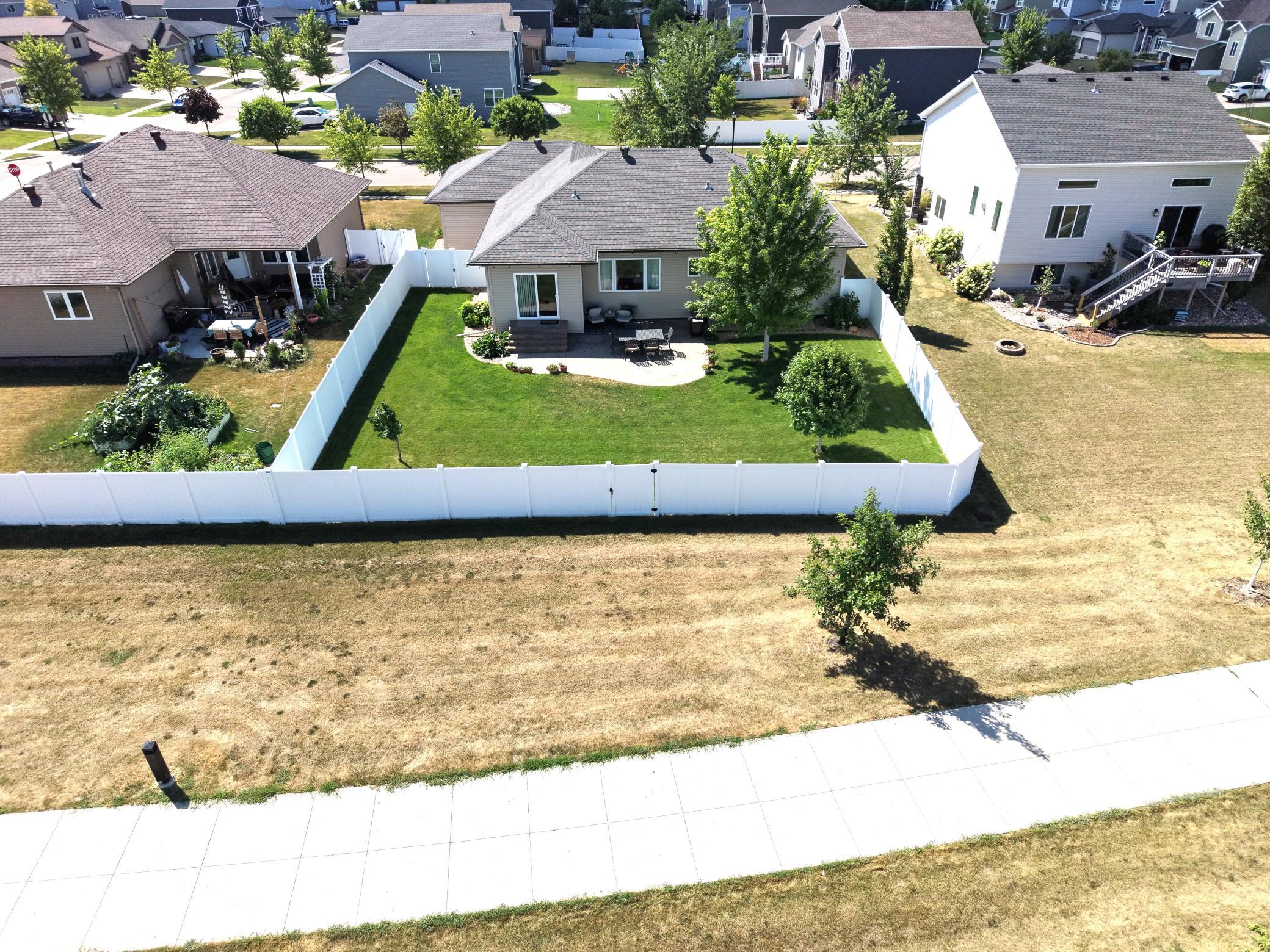168 30th Avenue E, West Fargo ND 58078 - Photo 5 of 49