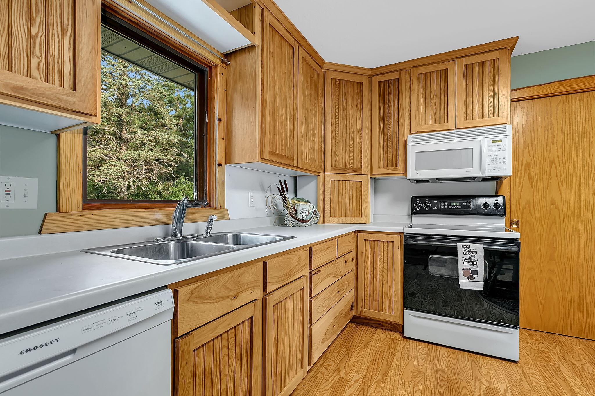 24130 County Road 4, Nisswa MN 56468 - Photo 12 of 44