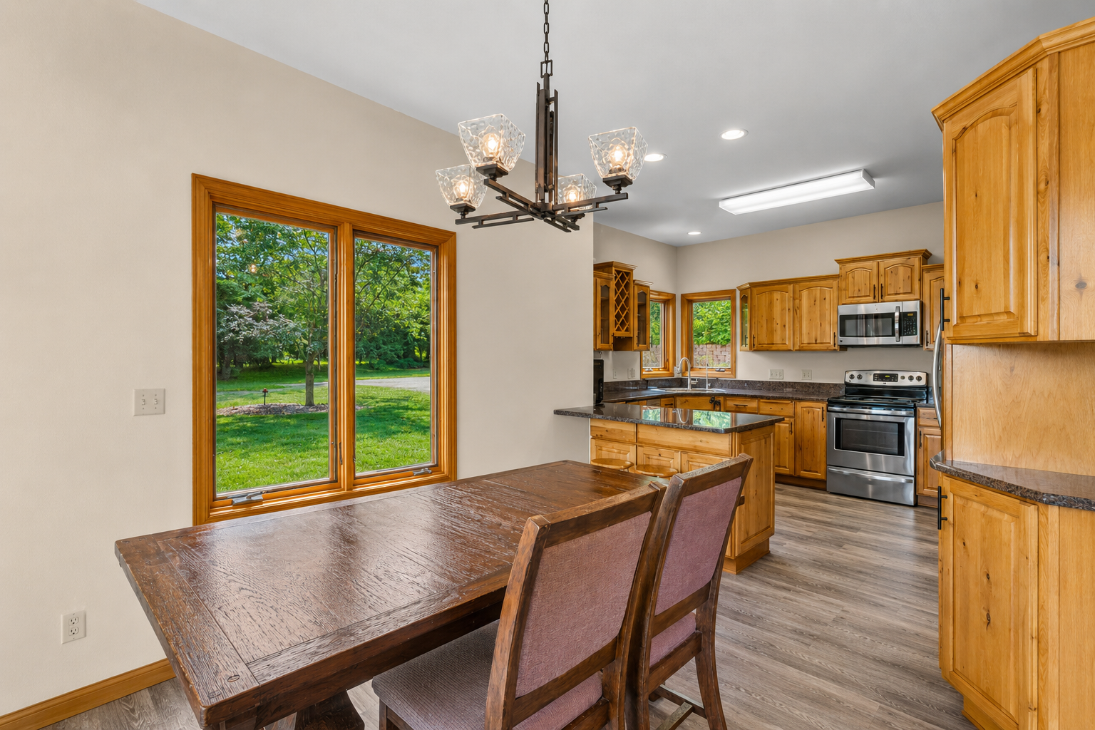 1998 single family home for sale at 49618 Leek Lake Drive in Vergas, MN — 5 bed, 4 bath (photo 13 of 96)