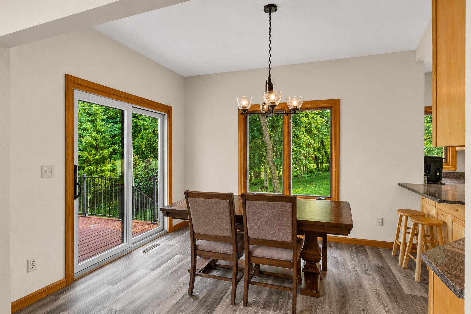 1998 single family home for sale at 49618 Leek Lake Drive in Vergas, MN — 5 bed, 4 bath (photo 14 of 96)