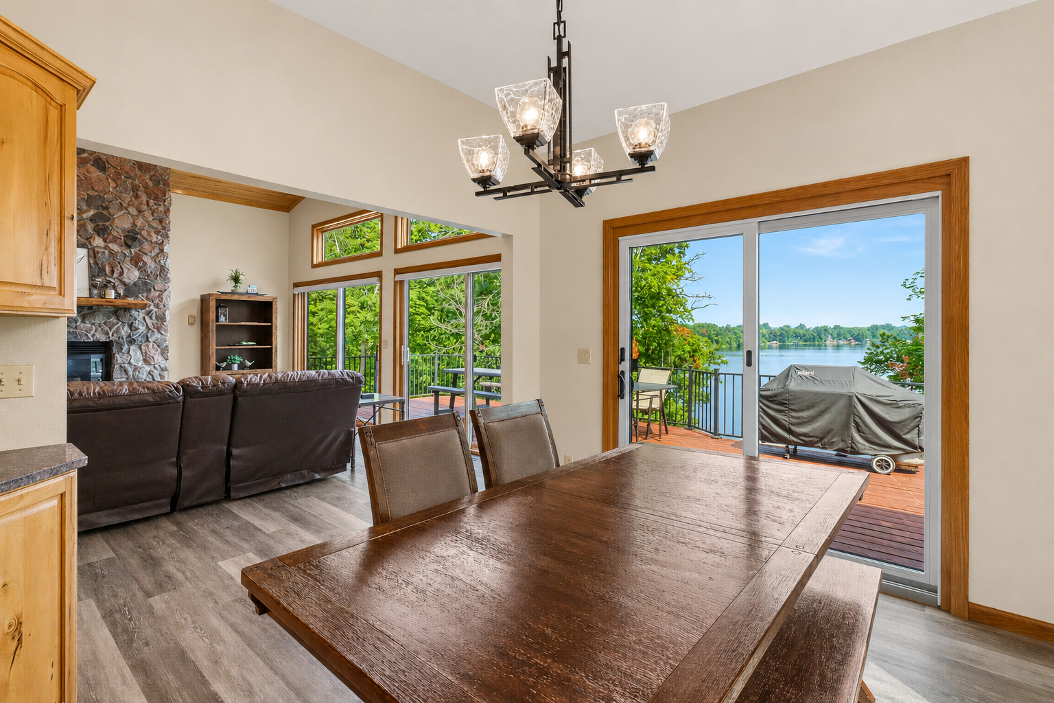 1998 single family home for sale at 49618 Leek Lake Drive in Vergas, MN — 5 bed, 4 bath (photo 15 of 96)