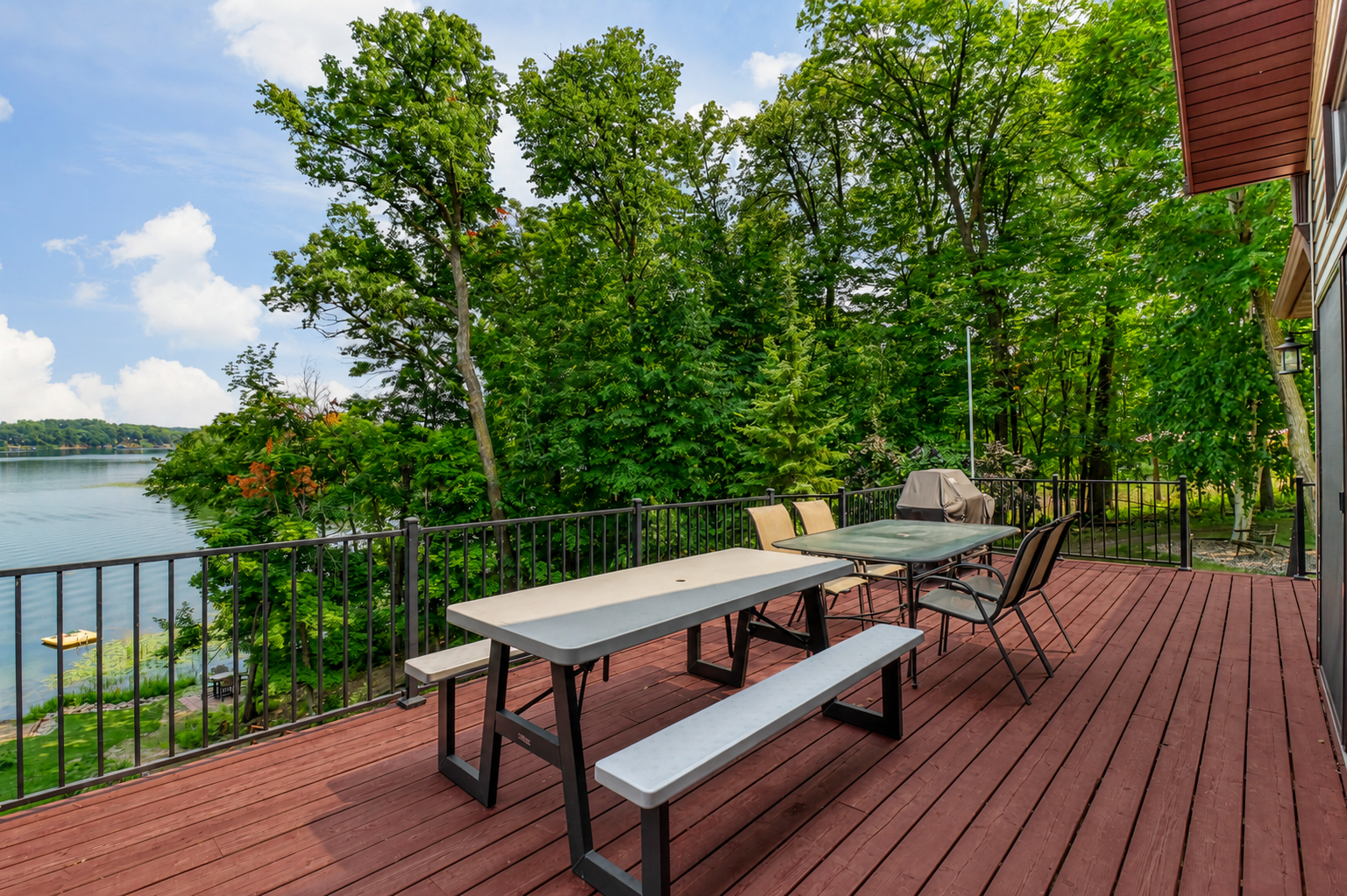 1998 single family home for sale at 49618 Leek Lake Drive in Vergas, MN — 5 bed, 4 bath (photo 17 of 96)