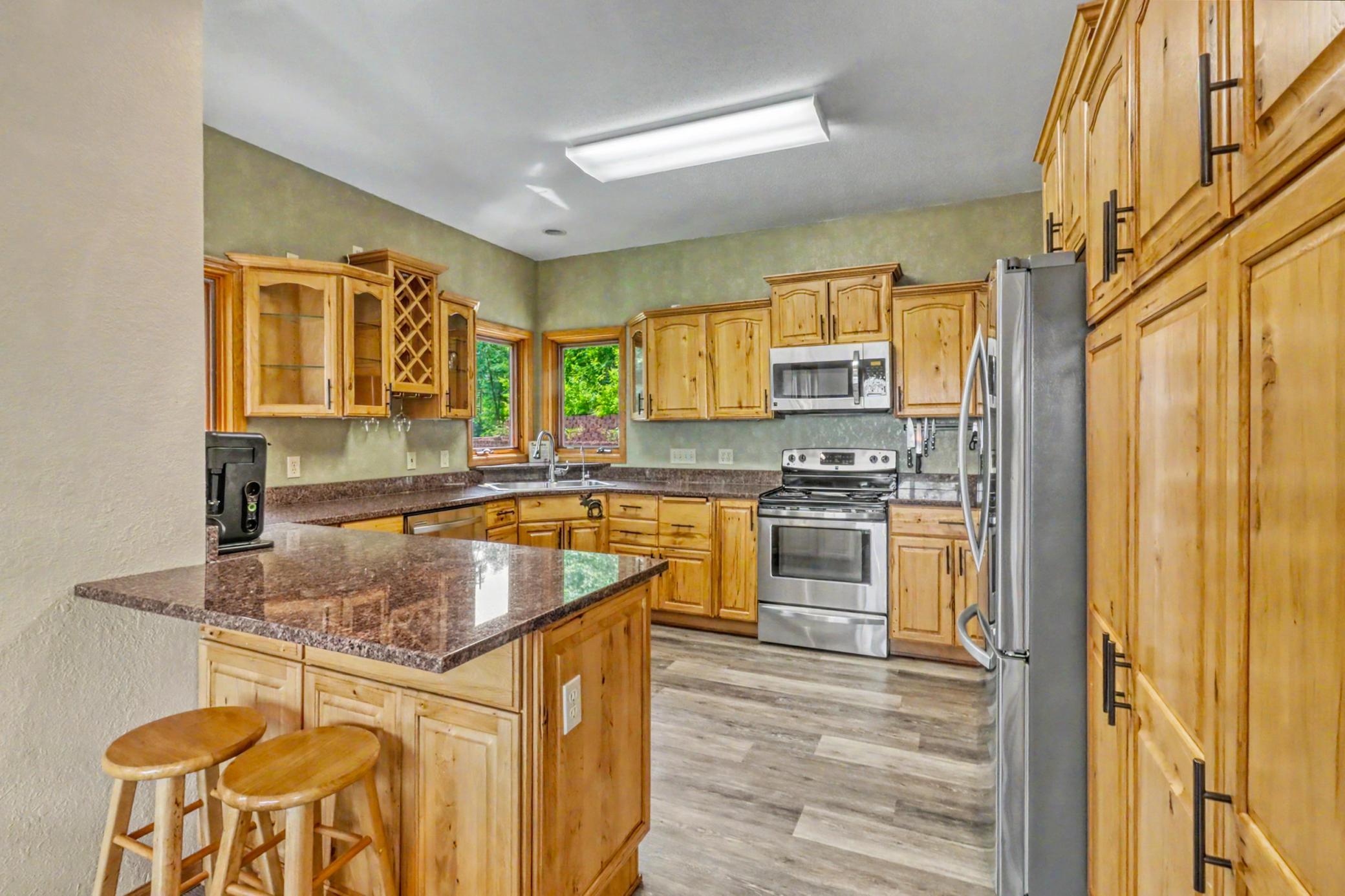 1998 single family home for sale at 49618 Leek Lake Drive in Vergas, MN — 5 bed, 4 bath (photo 20 of 96)