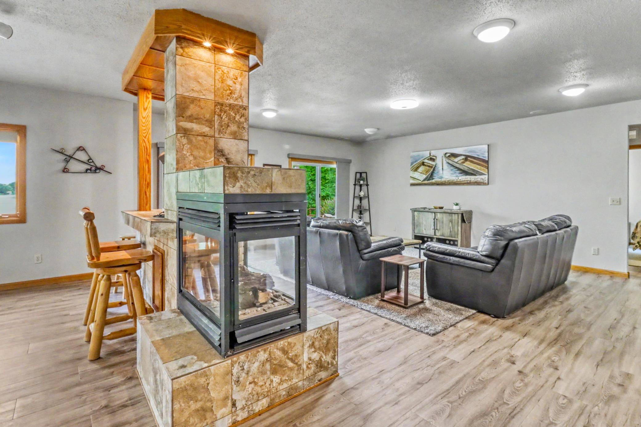 1998 single family home for sale at 49618 Leek Lake Drive in Vergas, MN — 5 bed, 4 bath (photo 46 of 96)