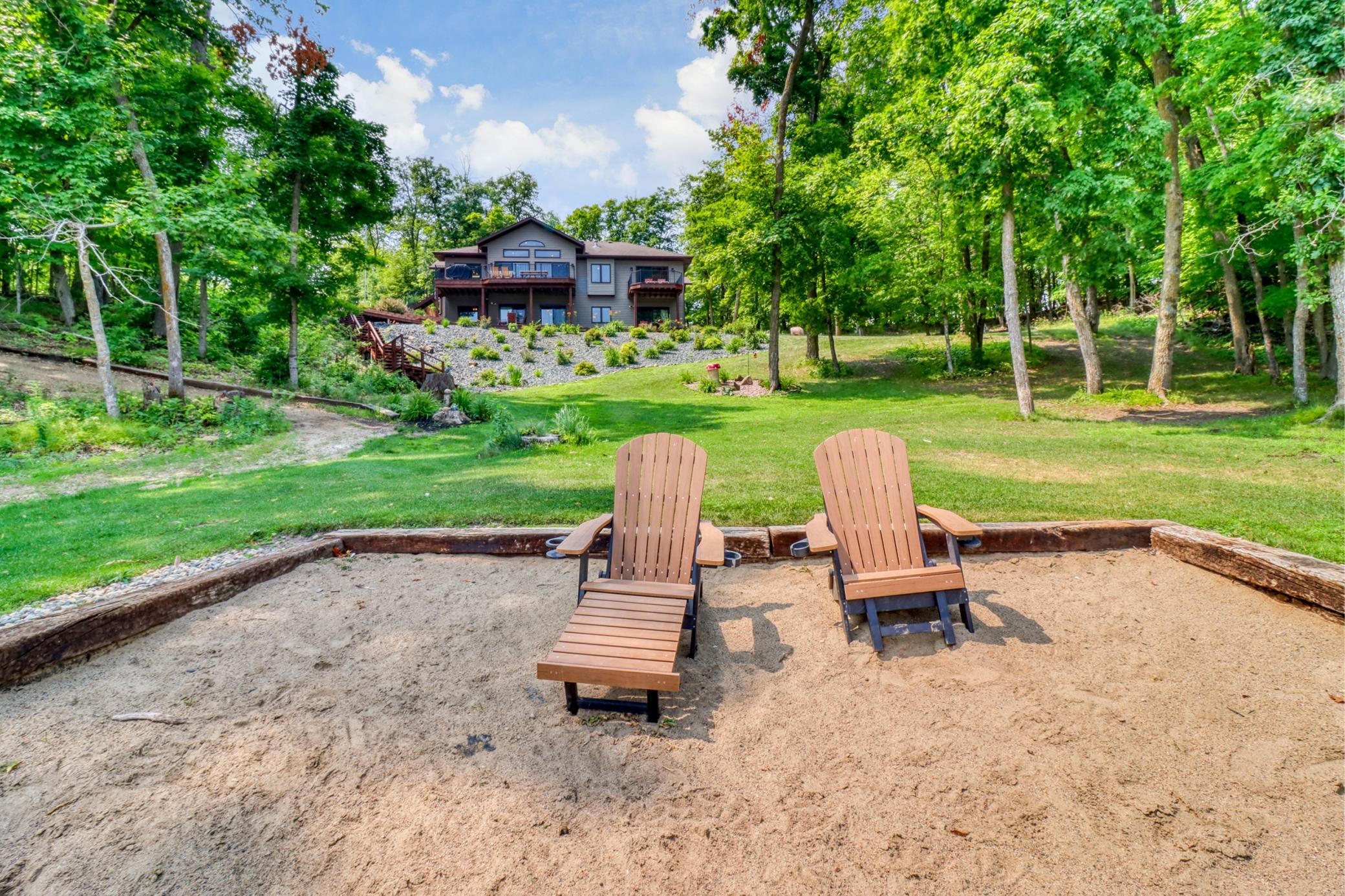 1998 single family home for sale at 49618 Leek Lake Drive in Vergas, MN — 5 bed, 4 bath (photo 88 of 96)