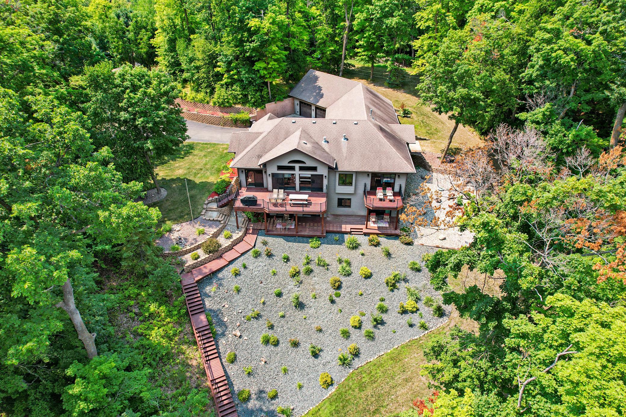 1998 single family home for sale at 49618 Leek Lake Drive in Vergas, MN — 5 bed, 4 bath (photo 91 of 96)