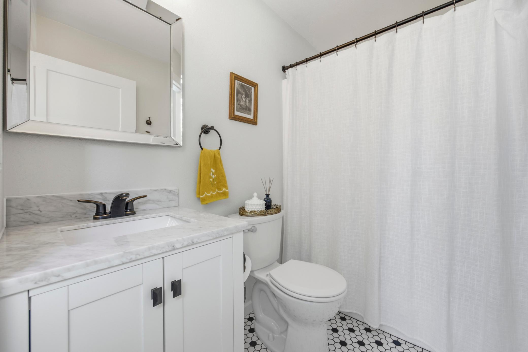 1403 3rd Street S, Moorhead MN 56560 - Photo 20 of 41