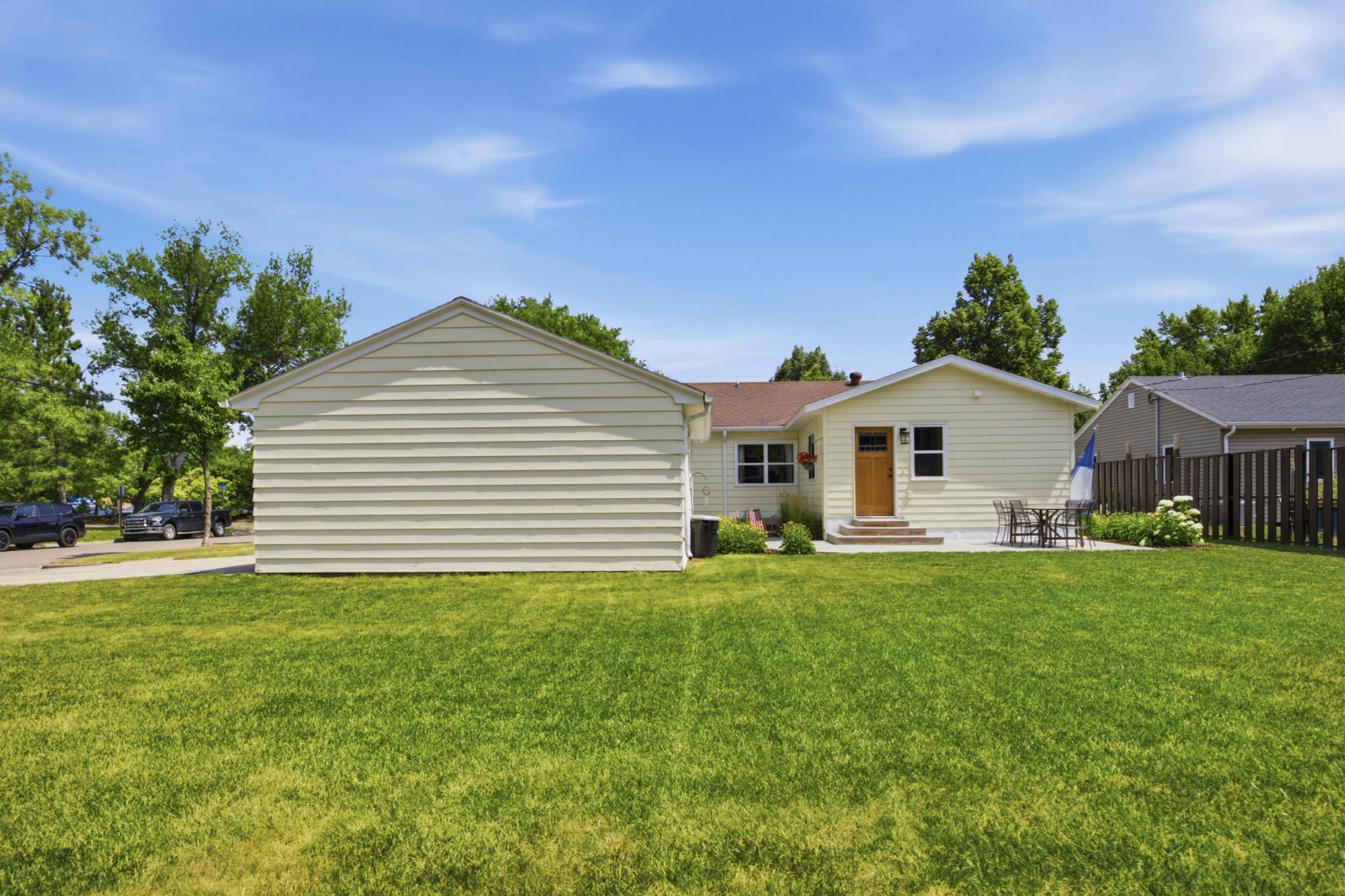 1403 3rd Street S, Moorhead MN 56560 - Photo 34 of 41