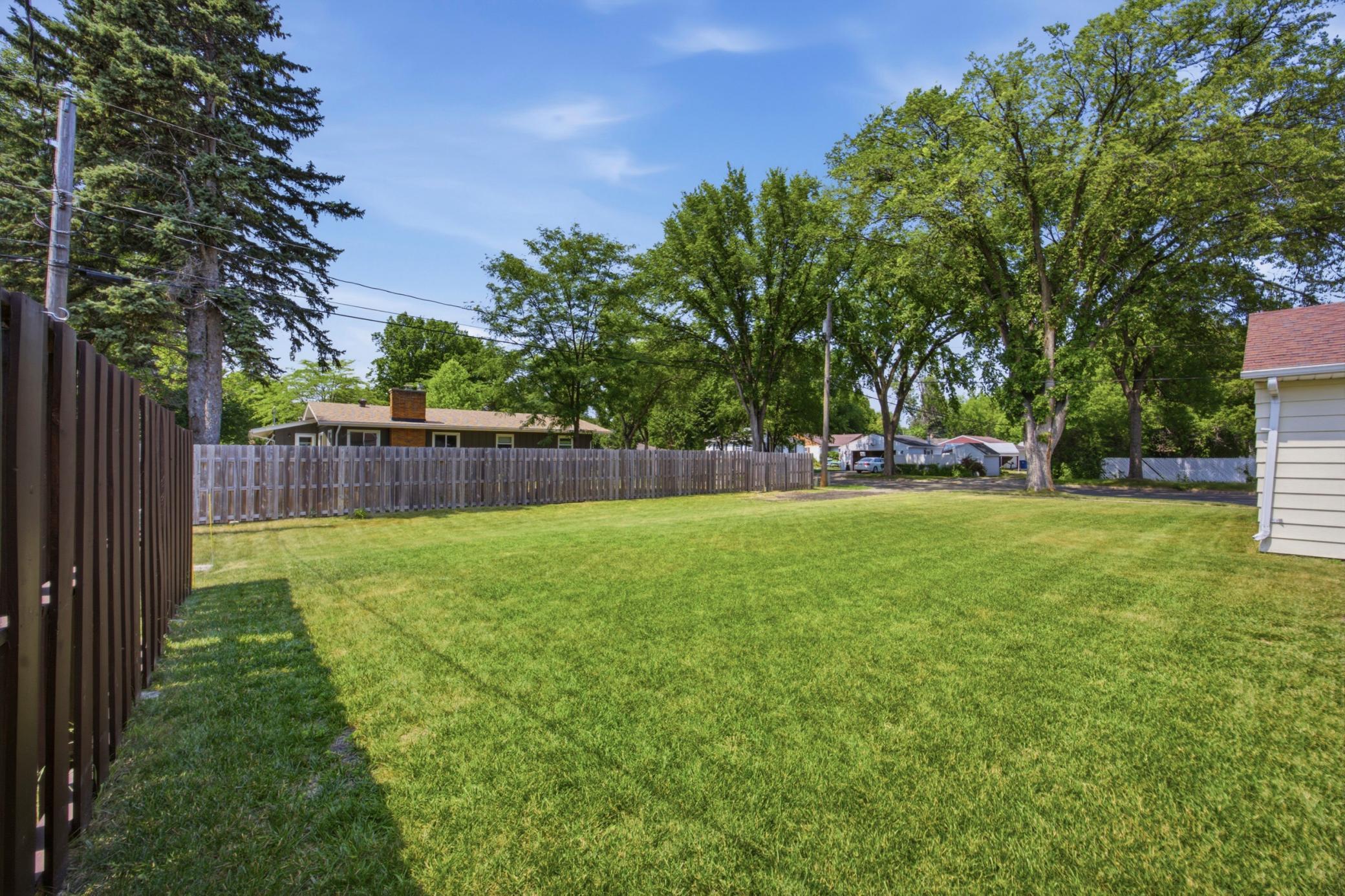 1403 3rd Street S, Moorhead MN 56560 - Photo 36 of 41