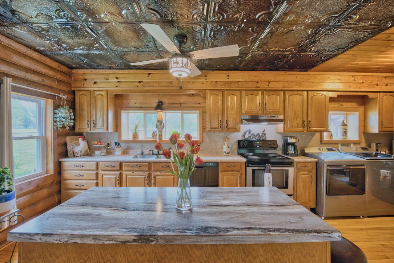 1978 single family home for sale at 16250 Maple Knoll Drive in Pengilly, MN — 4 bed, 2 bath (photo 28 of 50)