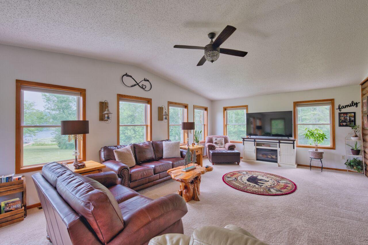 1978 single family home for sale at 16250 Maple Knoll Drive in Pengilly, MN — 4 bed, 2 bath (photo 35 of 50)