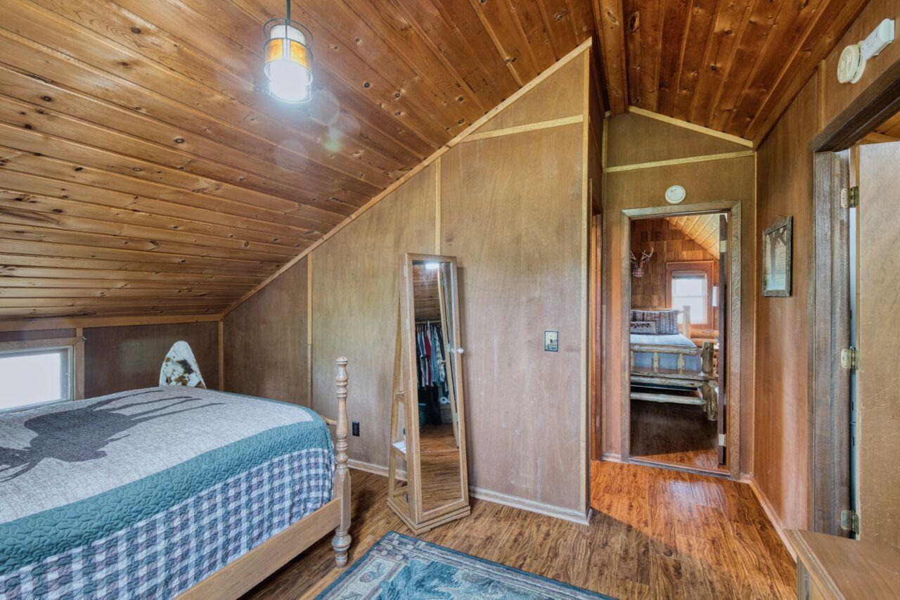 1978 single family home for sale at 16250 Maple Knoll Drive in Pengilly, MN — 4 bed, 2 bath (photo 39 of 50)
