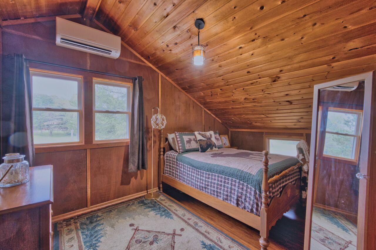 1978 single family home for sale at 16250 Maple Knoll Drive in Pengilly, MN — 4 bed, 2 bath (photo 40 of 50)