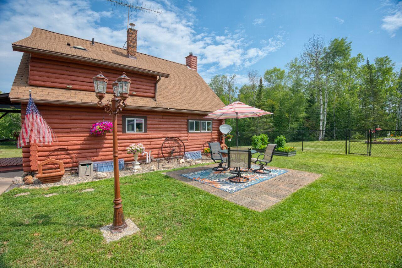 1978 single family home for sale at 16250 Maple Knoll Drive in Pengilly, MN — 4 bed, 2 bath (photo 5 of 50)