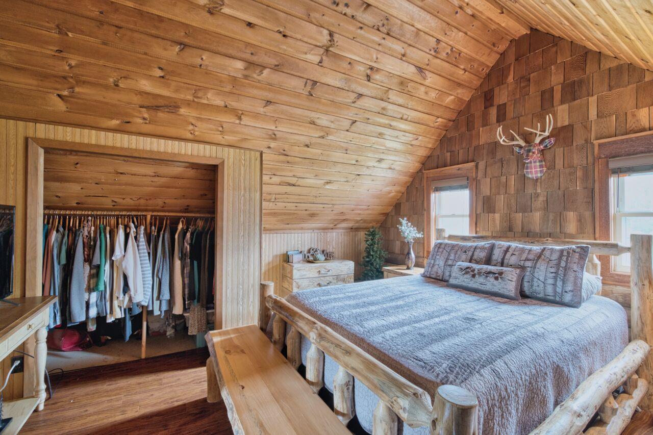 1978 single family home for sale at 16250 Maple Knoll Drive in Pengilly, MN — 4 bed, 2 bath (photo 43 of 50)