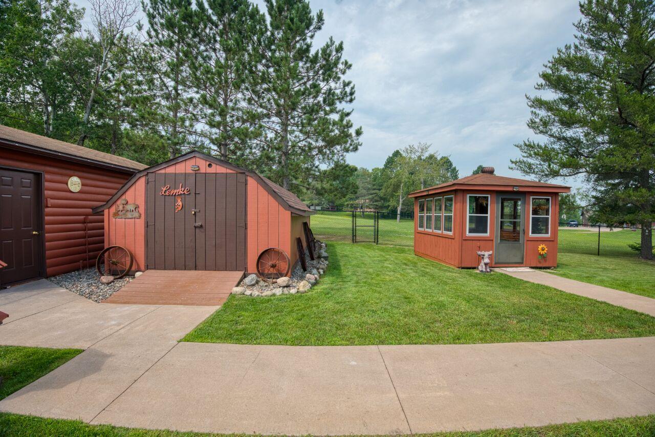 1978 single family home for sale at 16250 Maple Knoll Drive in Pengilly, MN — 4 bed, 2 bath (photo 6 of 50)