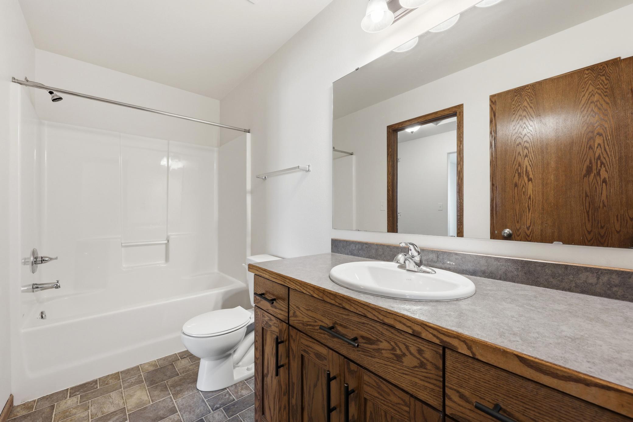 1224 S Beach Way, West Fargo ND 58078 - Photo 12 of 22