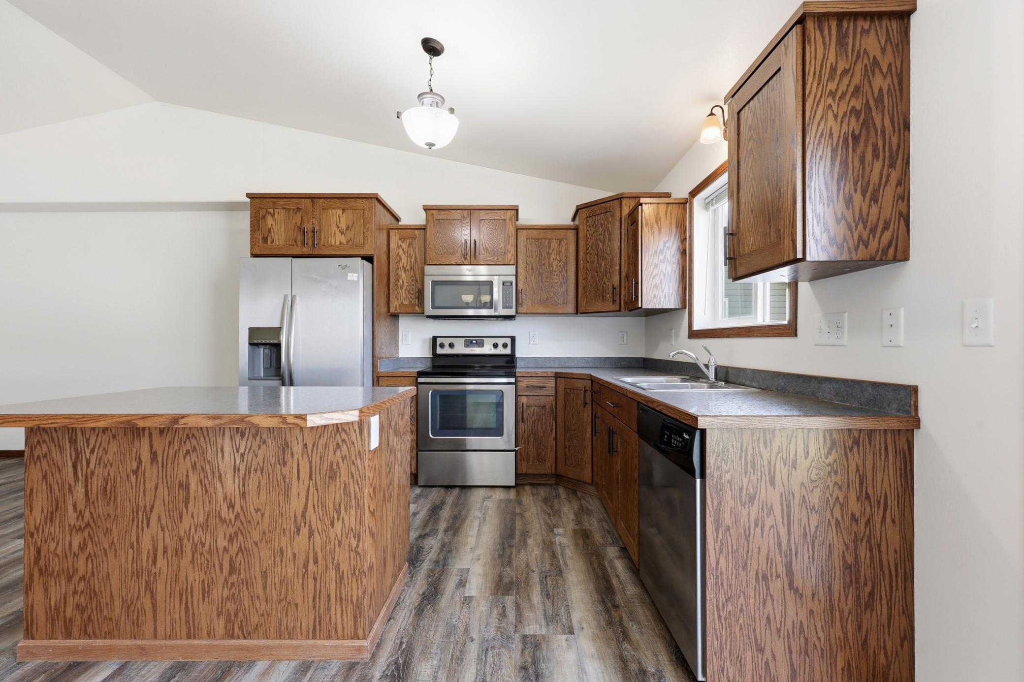 1224 S Beach Way, West Fargo ND 58078 - Photo 4 of 22