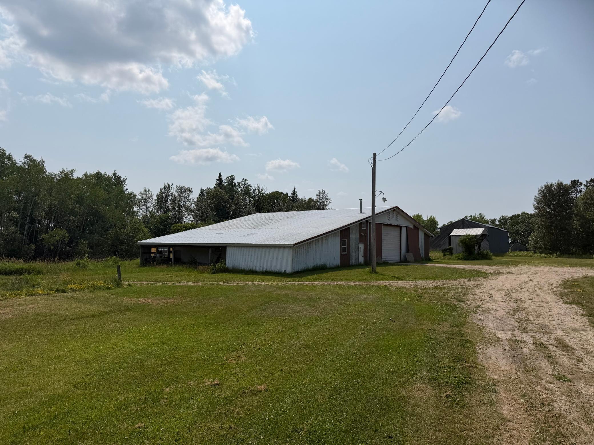 1970 single family home for sale at 1985 63rd Street SW in Baudette, MN — 3 bed, 3 bath (photo 11 of 35)
