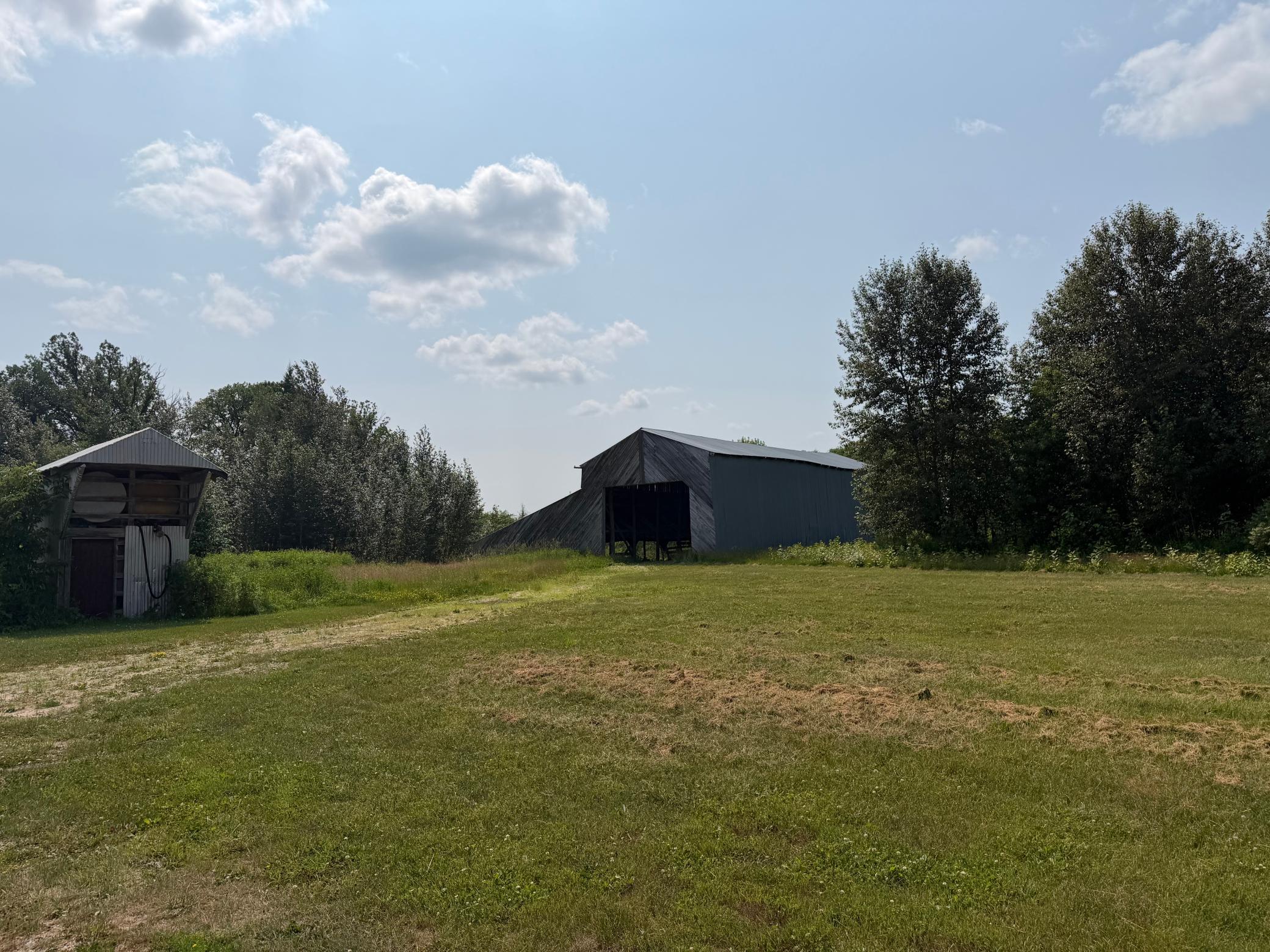 1970 single family home for sale at 1985 63rd Street SW in Baudette, MN — 3 bed, 3 bath (photo 15 of 35)