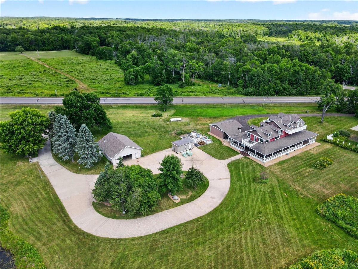 1996 single family home for sale at 43063 State Highway 18 in Aitkin, MN — 5 bed, 5 bath (photo 11 of 68)