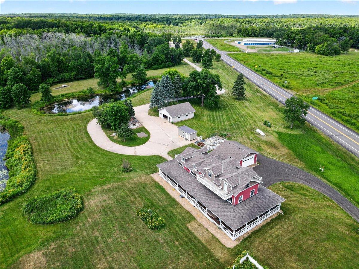 1996 single family home for sale at 43063 State Highway 18 in Aitkin, MN — 5 bed, 5 bath (photo 13 of 68)