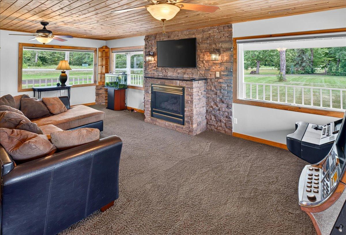 1996 single family home for sale at 43063 State Highway 18 in Aitkin, MN — 5 bed, 5 bath (photo 22 of 68)