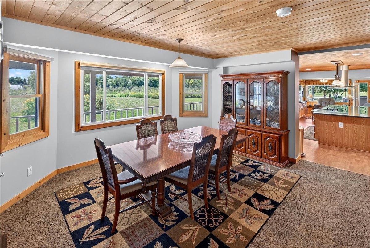 1996 single family home for sale at 43063 State Highway 18 in Aitkin, MN — 5 bed, 5 bath (photo 25 of 68)
