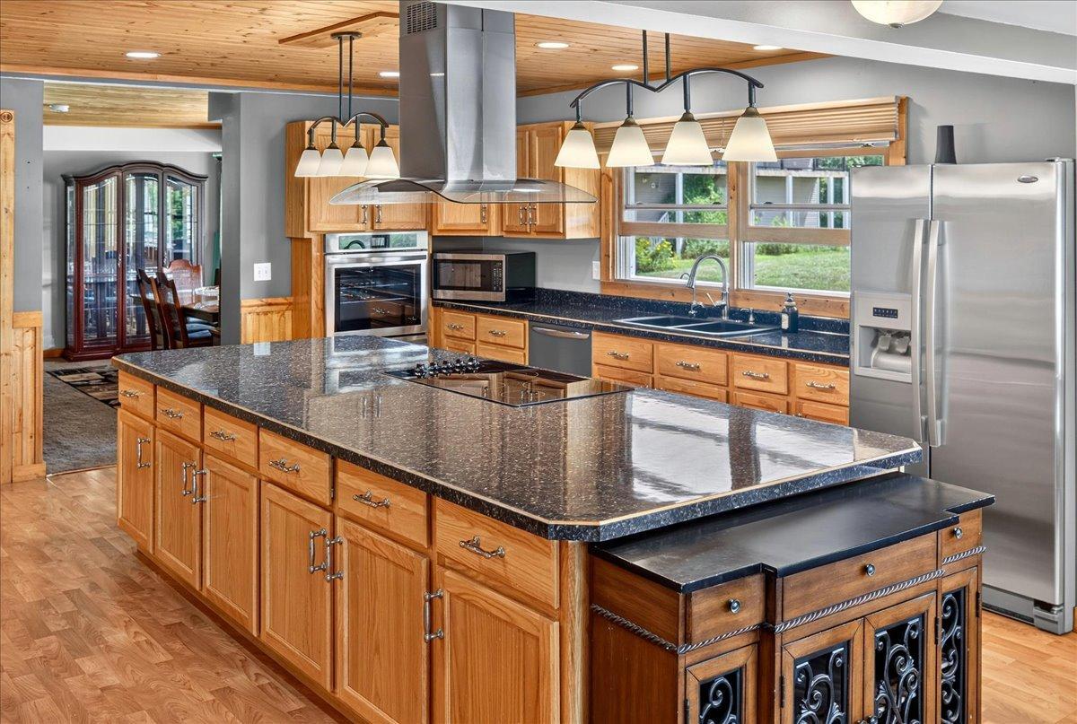 1996 single family home for sale at 43063 State Highway 18 in Aitkin, MN — 5 bed, 5 bath (photo 30 of 68)