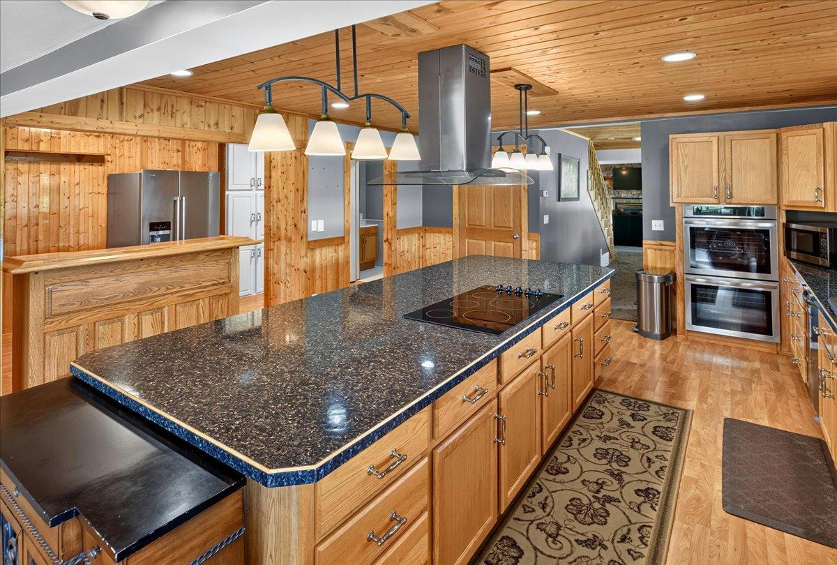 1996 single family home for sale at 43063 State Highway 18 in Aitkin, MN — 5 bed, 5 bath (photo 31 of 68)