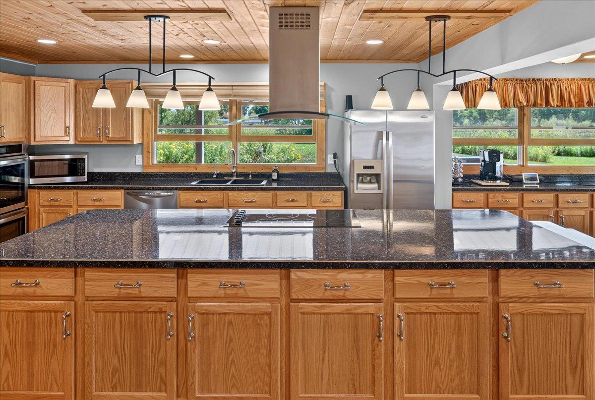 1996 single family home for sale at 43063 State Highway 18 in Aitkin, MN — 5 bed, 5 bath (photo 35 of 68)
