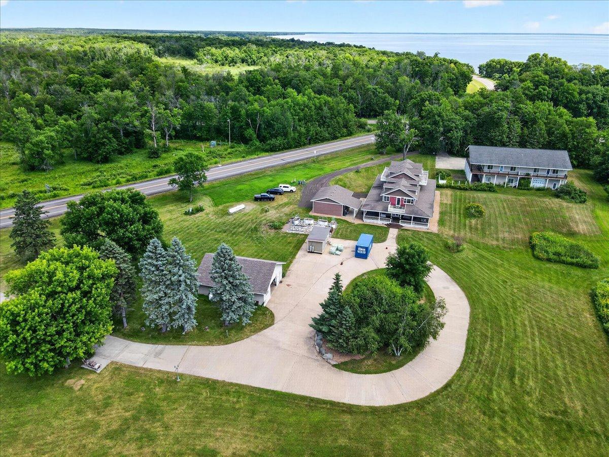 1996 single family home for sale at 43063 State Highway 18 in Aitkin, MN — 5 bed, 5 bath (photo 10 of 68)
