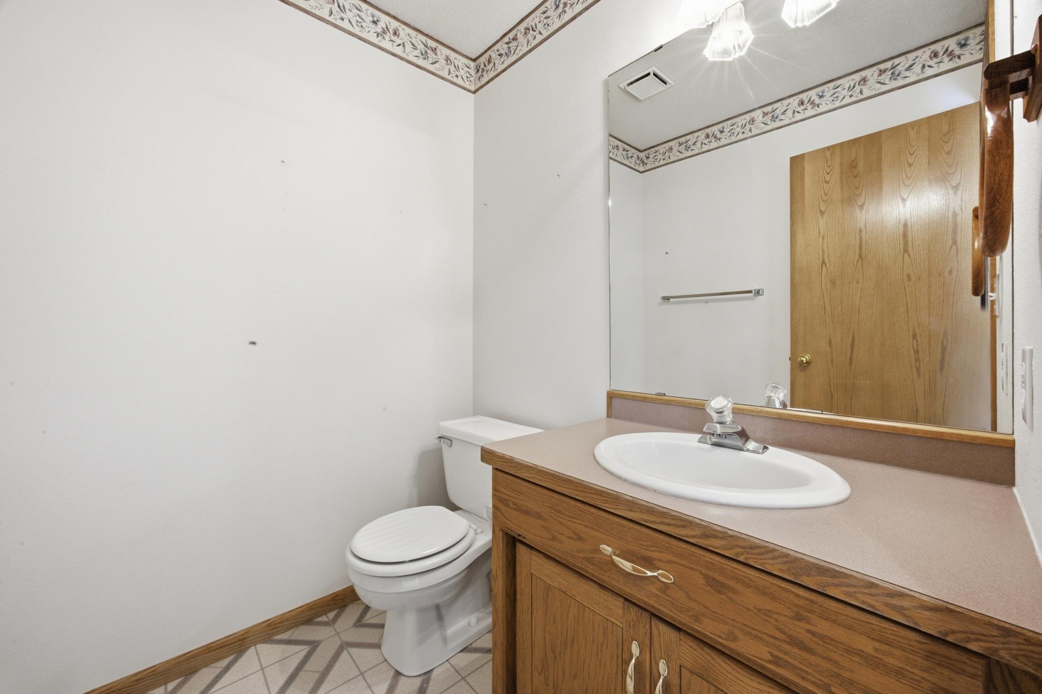 513 12th Street E, West Fargo ND 58078 - Photo 21 of 43