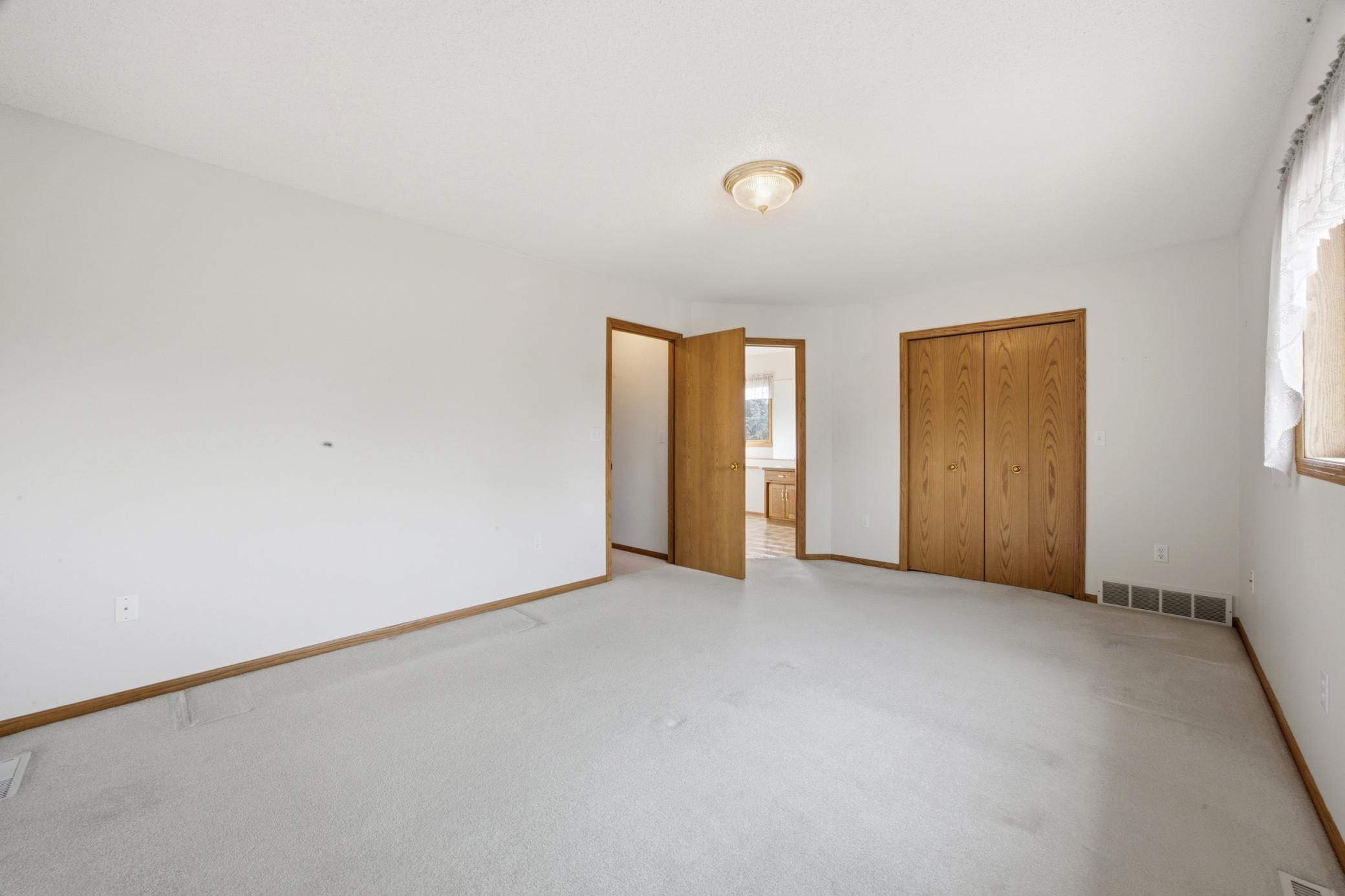 513 12th Street E, West Fargo ND 58078 - Photo 25 of 43