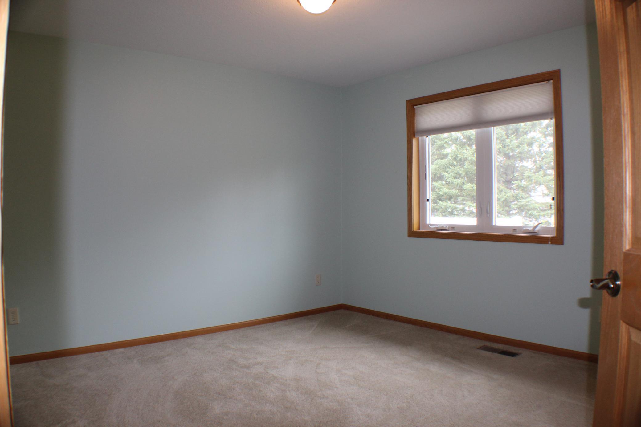 913 Anderson Way, Alexandria MN 56308 - Photo 8 of 28