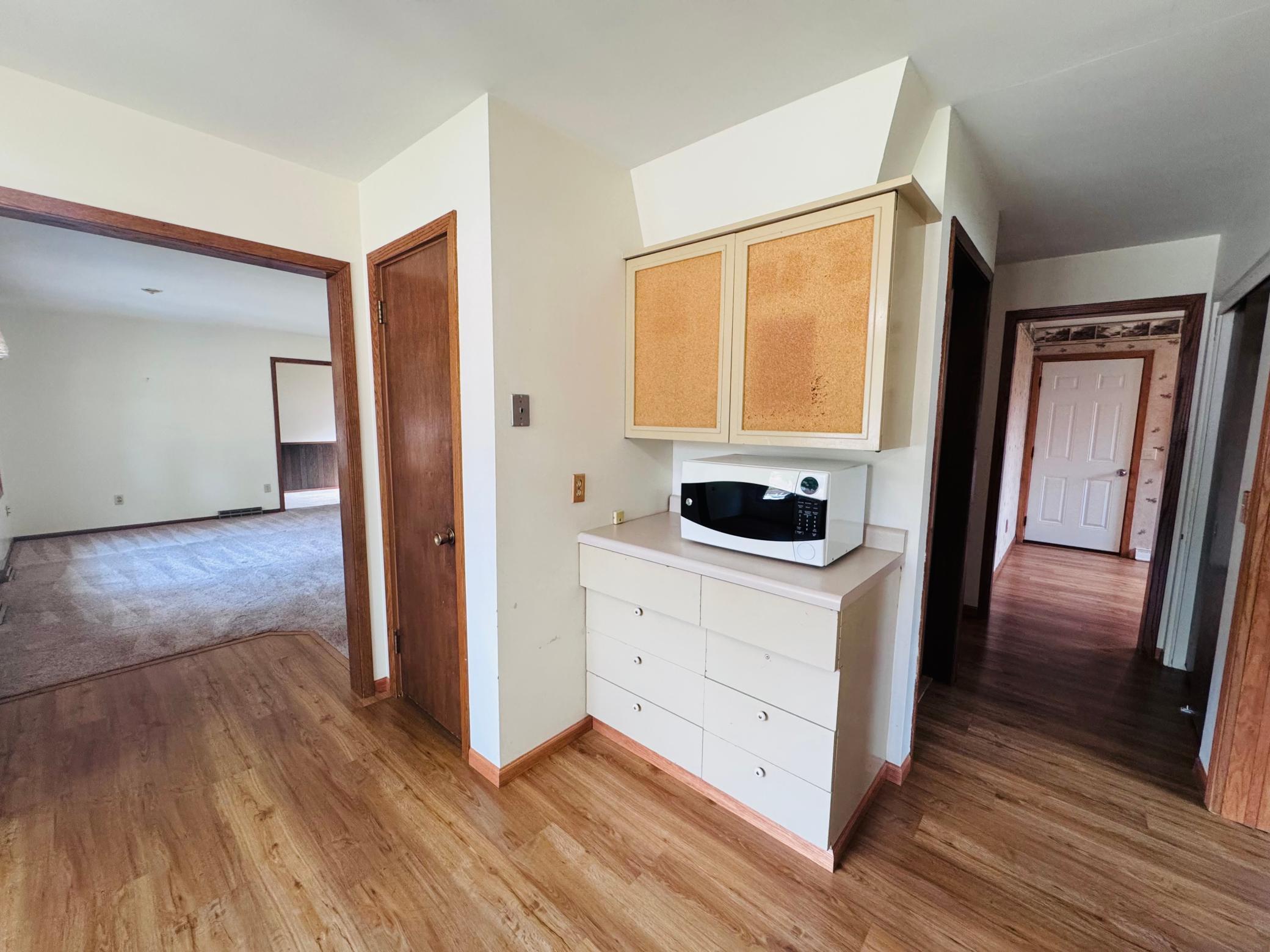 1956 single family home for sale at 508 Kneale Avenue S in Thief River Falls, MN — 4 bed, 2 bath (photo 16 of 52)