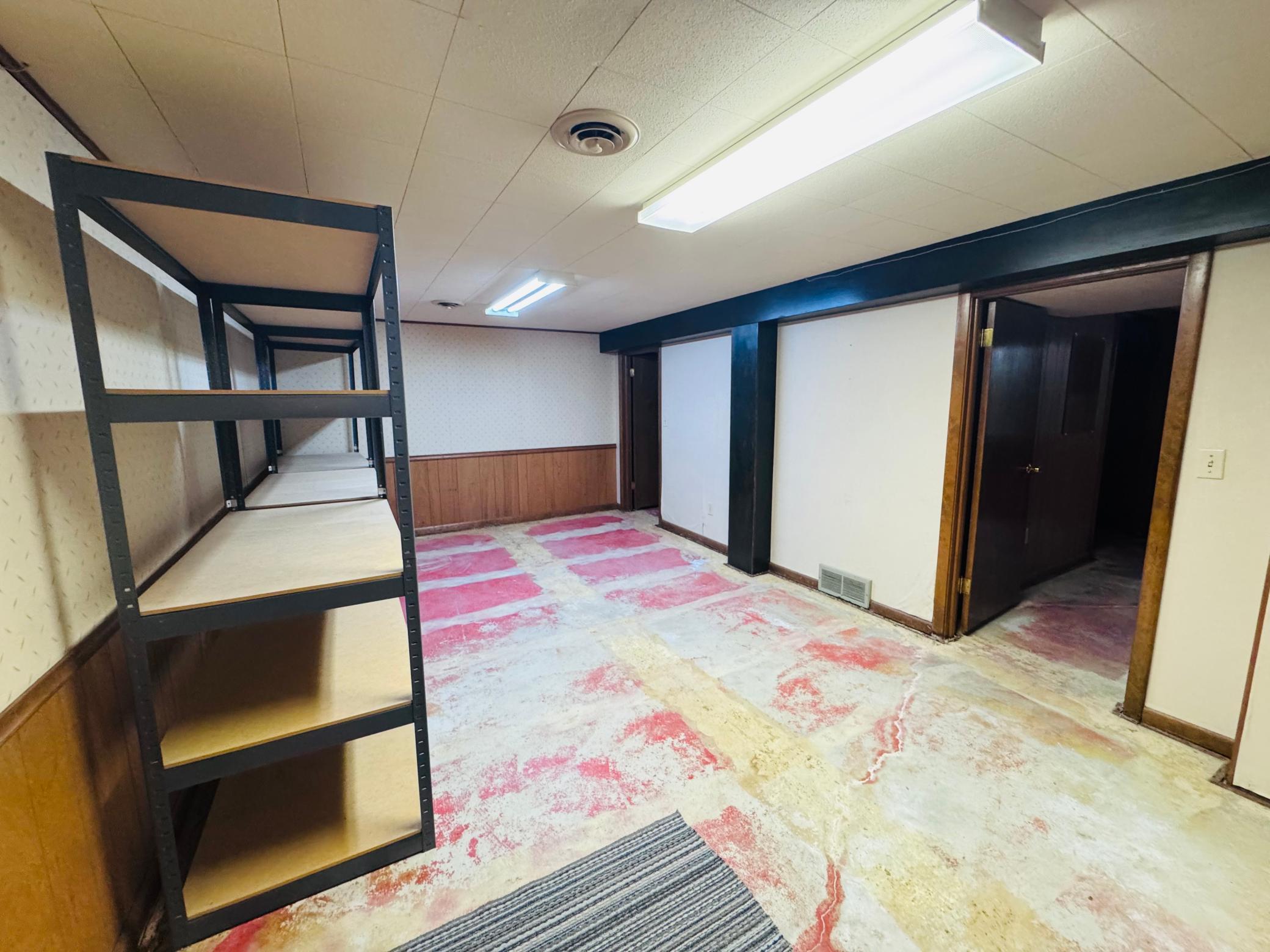 1956 single family home for sale at 508 Kneale Avenue S in Thief River Falls, MN — 4 bed, 2 bath (photo 34 of 52)