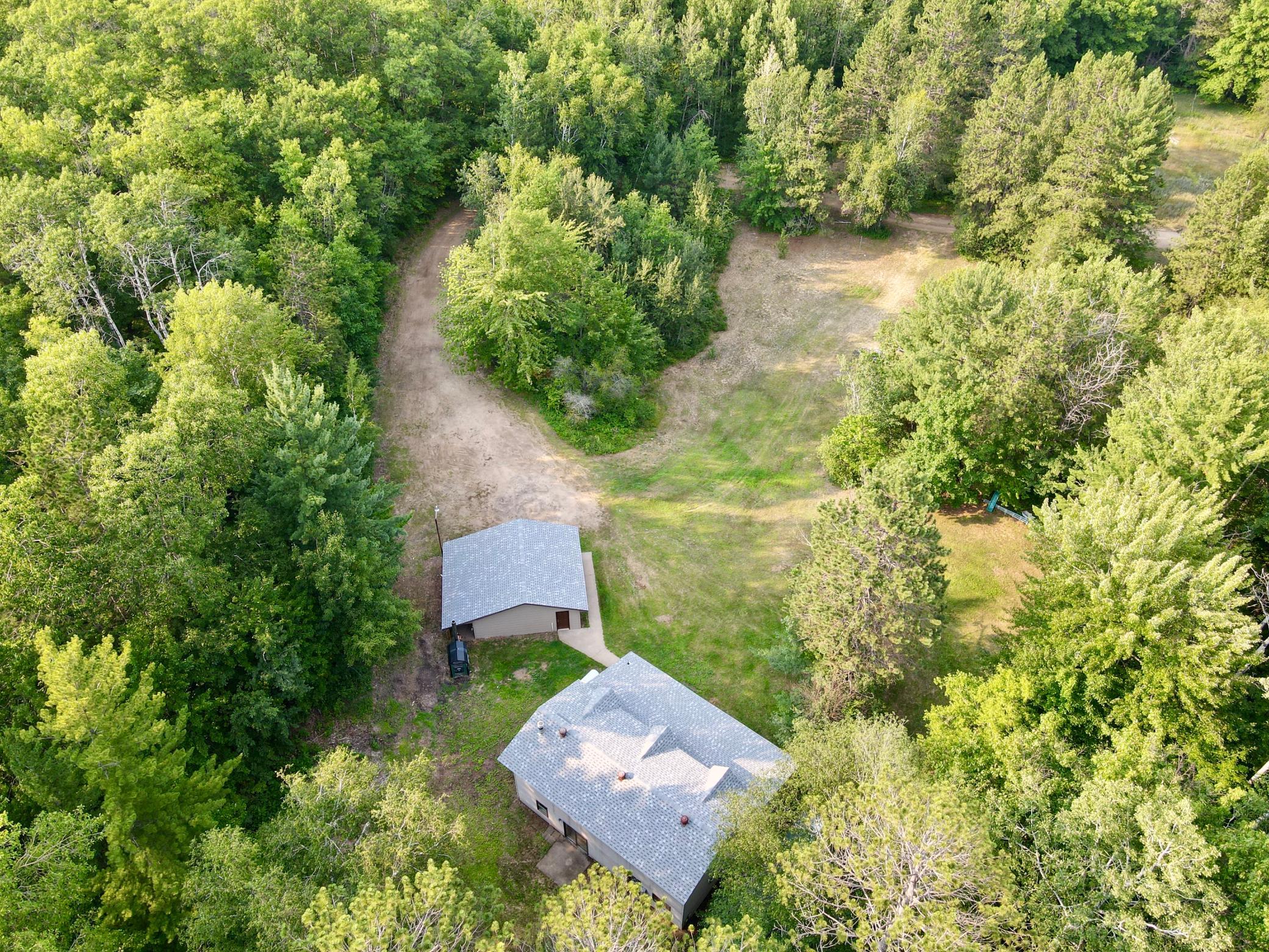 1989 single family home for sale at 40 Abbi Lane in Grand Rapids, MN — 4 bed, 2 bath (photo 15 of 47)