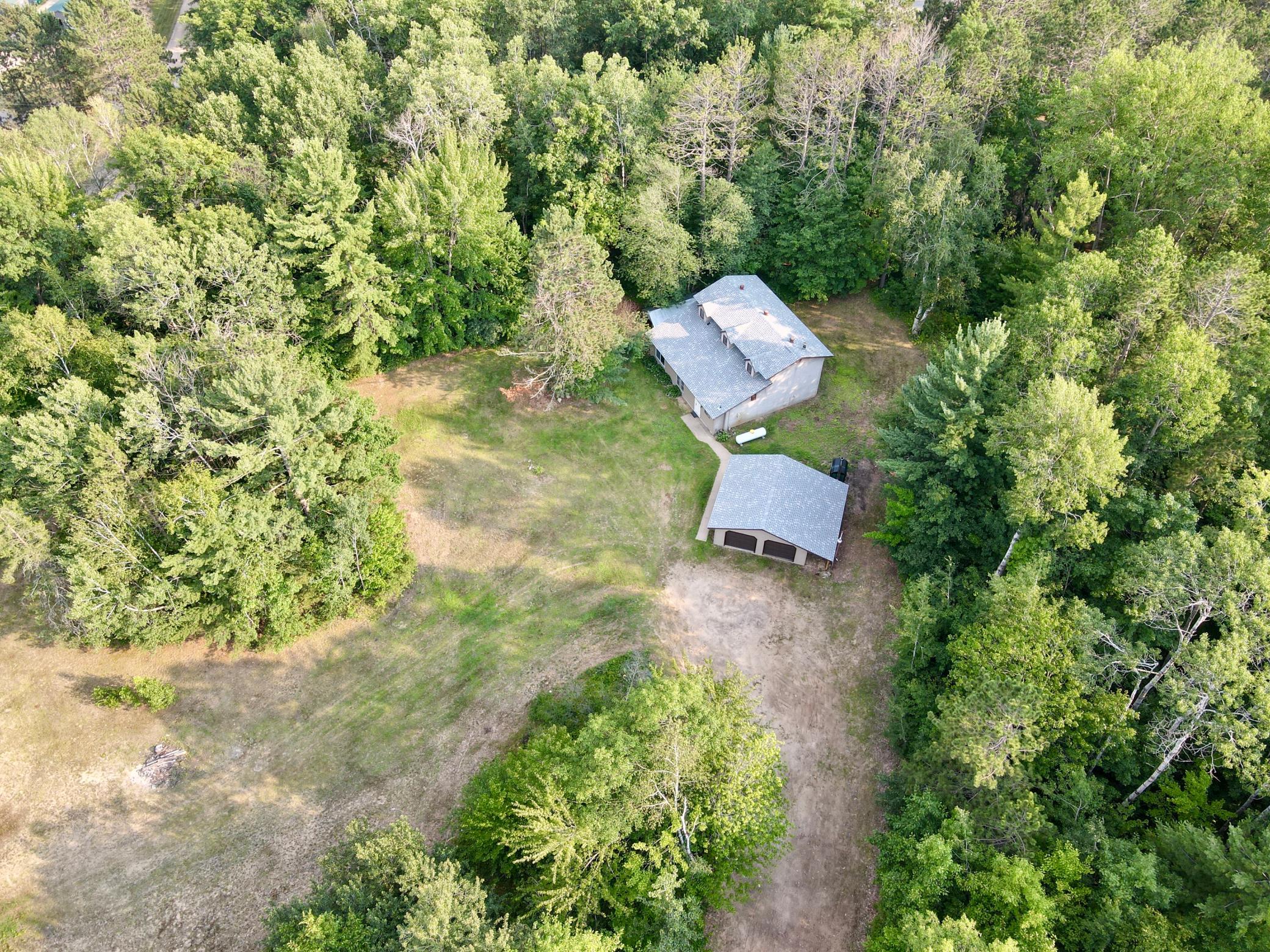 1989 single family home for sale at 40 Abbi Lane in Grand Rapids, MN — 4 bed, 2 bath (photo 16 of 47)