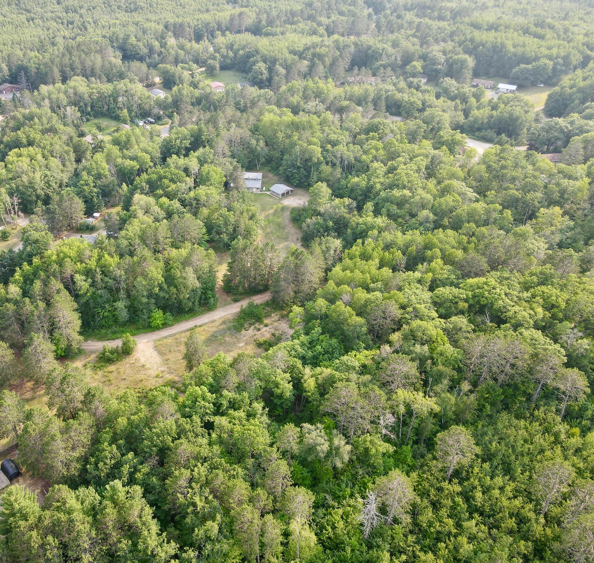 1989 single family home for sale at 40 Abbi Lane in Grand Rapids, MN — 4 bed, 2 bath (photo 18 of 47)