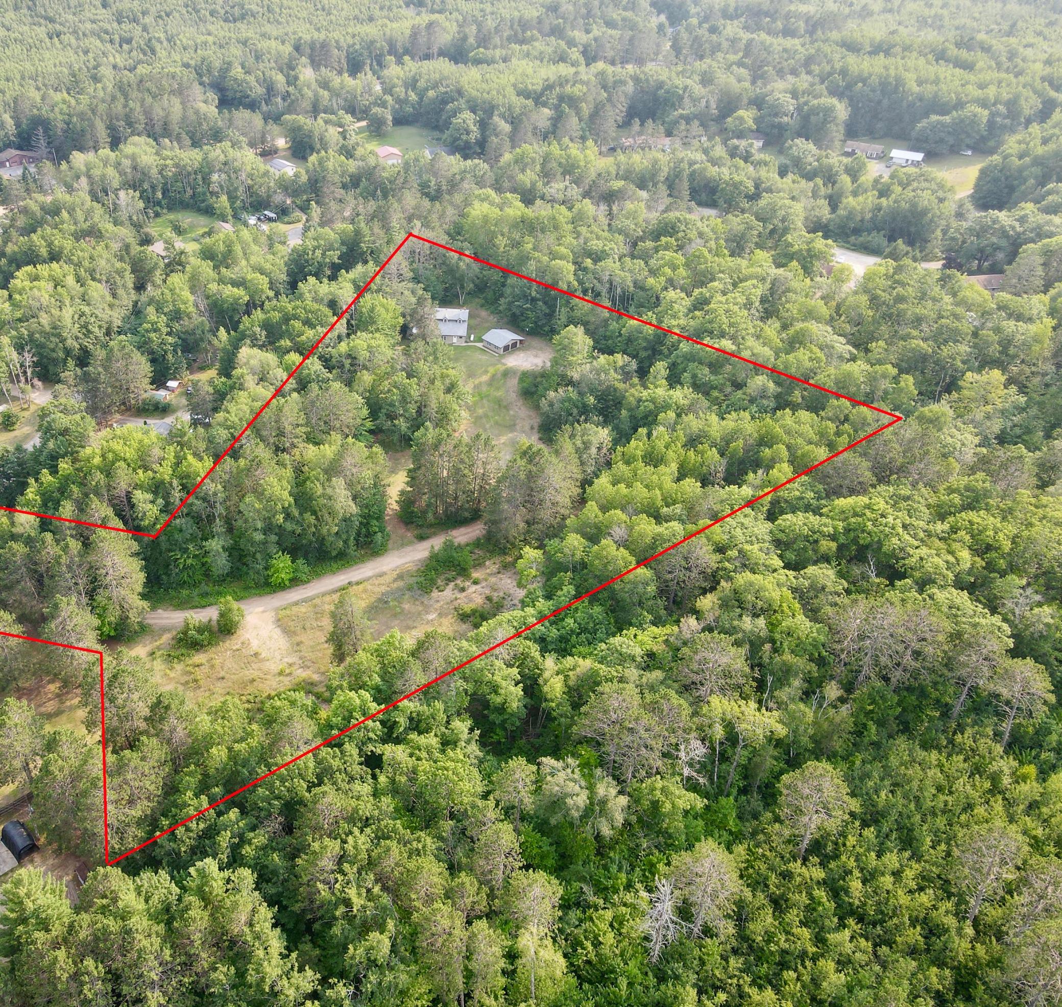 1989 single family home for sale at 40 Abbi Lane in Grand Rapids, MN — 4 bed, 2 bath (photo 3 of 47)