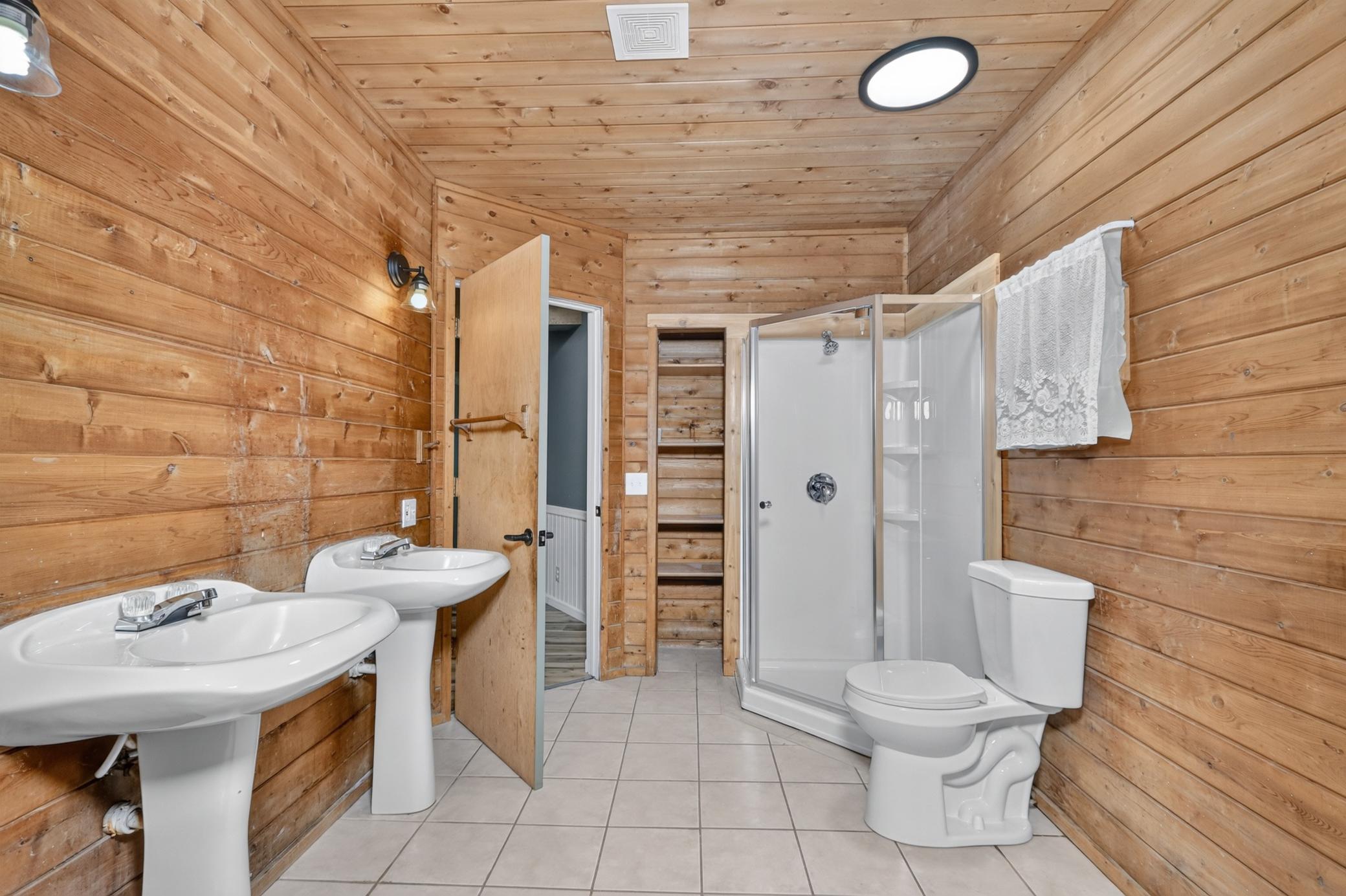 1989 single family home for sale at 40 Abbi Lane in Grand Rapids, MN — 4 bed, 2 bath (photo 36 of 47)