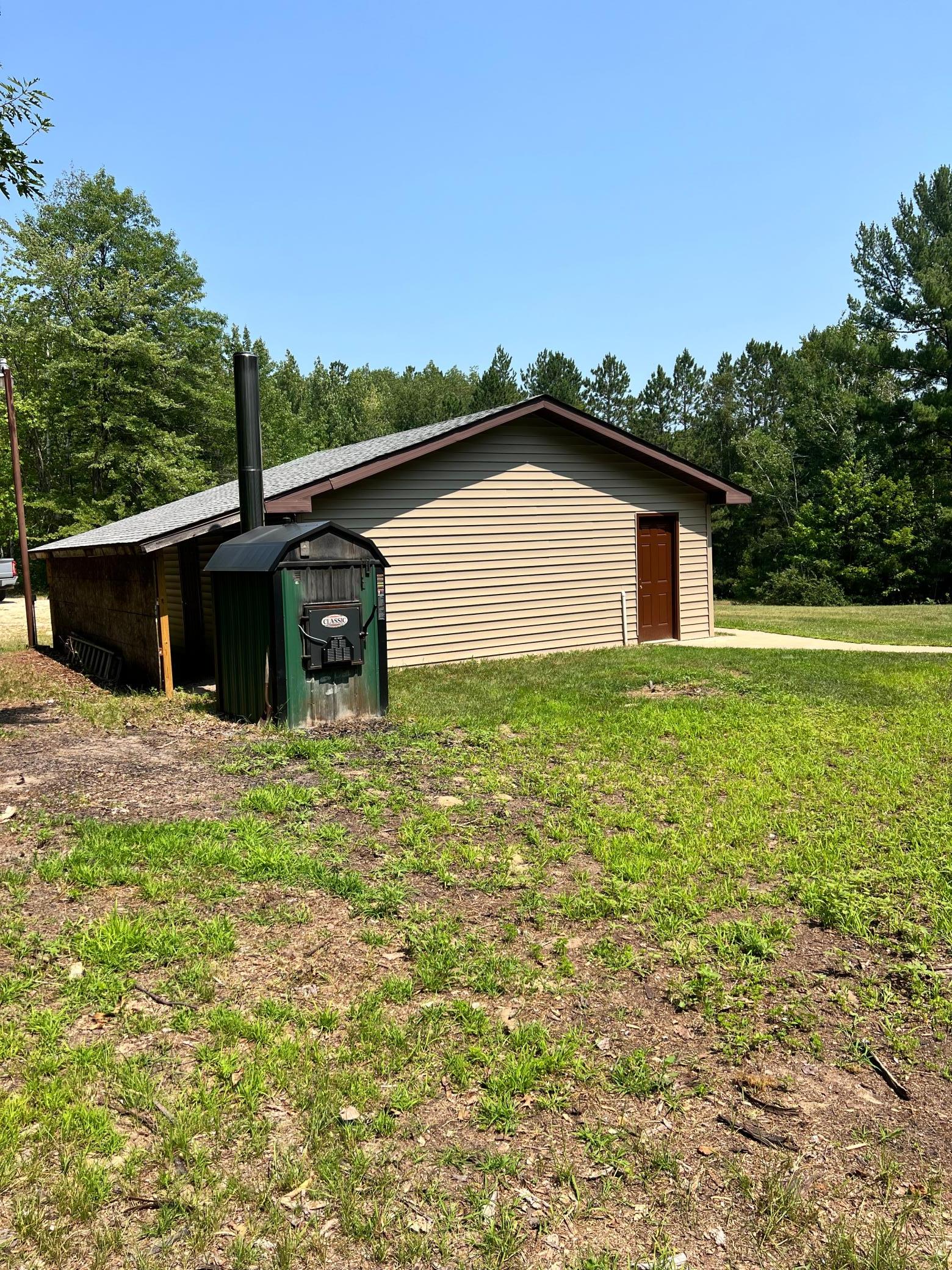 1989 single family home for sale at 40 Abbi Lane in Grand Rapids, MN — 4 bed, 2 bath (photo 9 of 47)